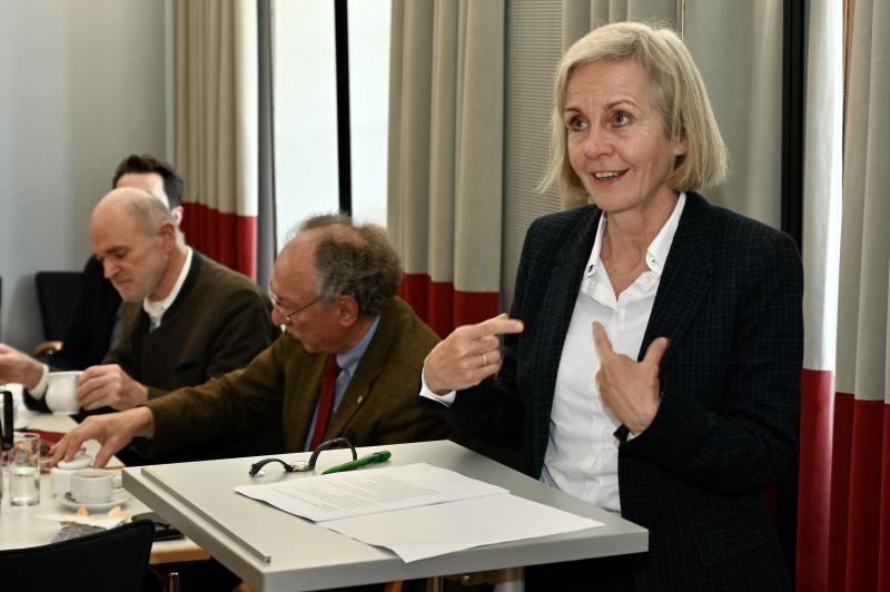 Prof. Ursula Münch